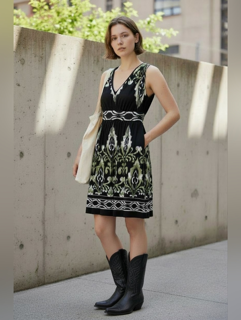 Dressbarn 12P Black & Green Dress